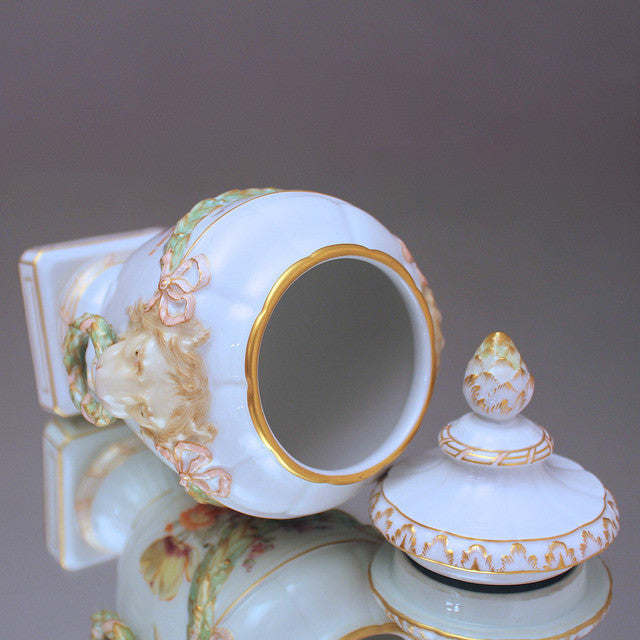 What can you do with the ash scattering urn after scattering ashes