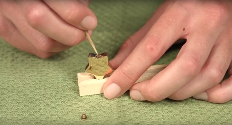 How to Fill Cremation Jewelry