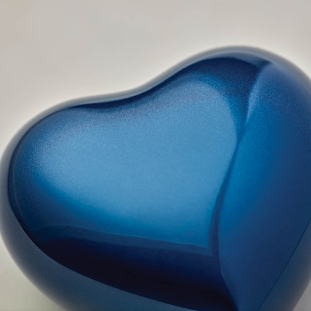 Arielle Heart Cremation Urn - Sky Blue close up image