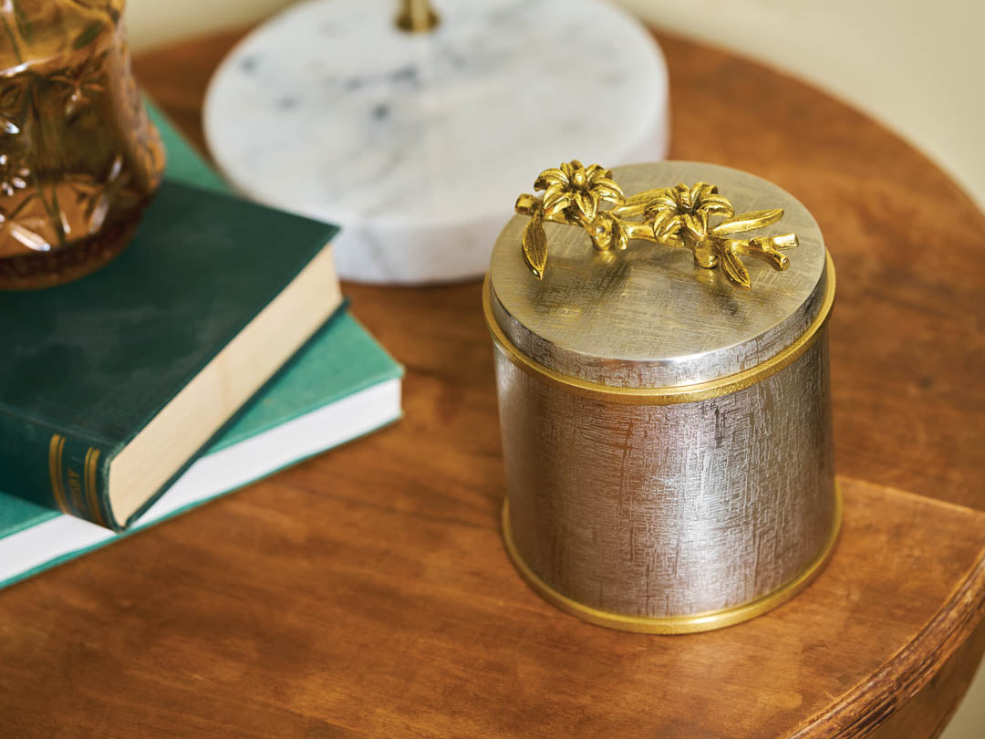 A Guide to Mementos & Keepsakes for the Deceased – OneWorld Memorials
